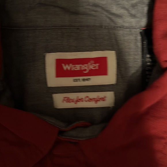 Wrangler men’s button up short sleeve shirts (pair) - Picture 4 of 5